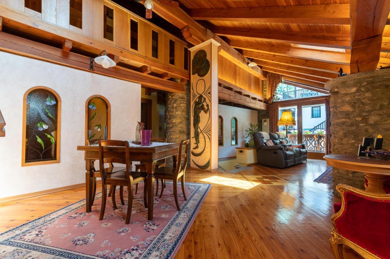 L'Atelier Du Temps - Woodstone Villa Aosta Dış mekan fotoğraf