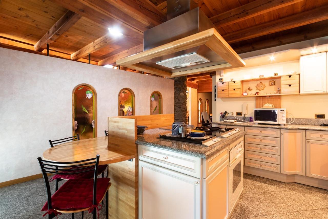 L'Atelier Du Temps - Woodstone Villa Aosta Dış mekan fotoğraf